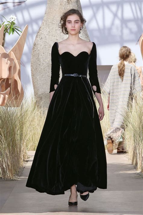 dior başörtüsü|Dior dresses official website.